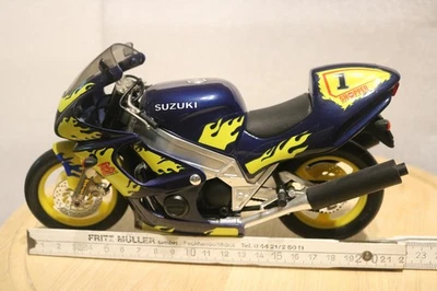 Suzuki GSX - Bild 1 von 3
