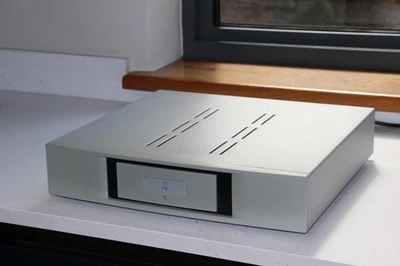 Linn Majik 4100 Power Amplifier, Dynamik, near MINT condition Krescendo HiFi - Image 1 of 4