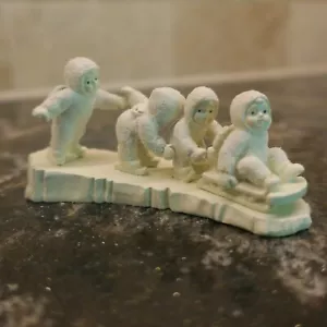 Dept 56 Snowbabies Miniatures I'M RIGHT BEHIND YOU Painted Pewter 76627 1994 - Picture 1 of 12