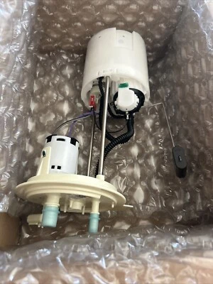 Fuel Pump and Sender Assembly For 2012-2014 Ford F150 2013 Motorcraft PFS-1040 - Image 1 of 4