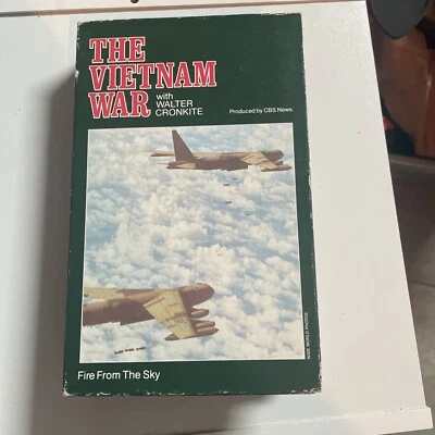The Vietnam War with Walter Cronkite VHS Tapes Produced By CBS News Foto 1 de 3