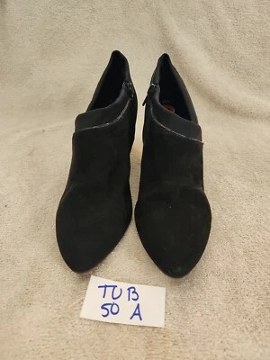 Bandolino Black Heeled Ankle Boots Size 10 (Tub 50A) Foto 1 de 4