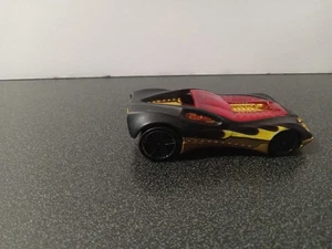 2003 Hot Wheels Diecast Cul8r Auto schwarz rot und gold - Bild 1 von 6