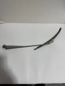 Dodge Sweptline D100 W100 D200 W200 Window Wiper Arm And Wiper - Picture 1 of 9