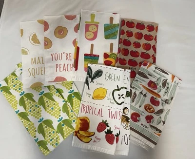 Crate & Barrel Kitchen Dish Tea Towels Vera Vegetable Lot Of 6 Plus 2 Nordstrom - Image 1 of 4