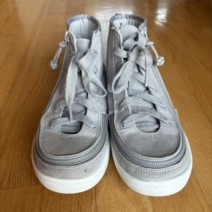 Billy Sneaker Schuhe klassisch grau Jersey Spitze hohe Schuhe Jugend Big Kid Größe 4 - Bild 1 von 11