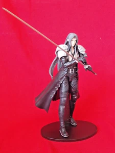 FIGURA DE ACCIÓN "BASURA" SEPHIROTH FINAL FANTASY VII ADVIENTO NIÑOS JUGAR ARTES H=9" - Imagen 1 de 15