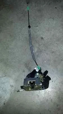 Jaguar X-Type 2001 2002 2003 2004 cerradura puerta trasera derecha Foto 1 de 2