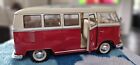 Welly 1963 Volkswagen T1 Bus - 1/24 Red & Beige NEW #22095 FREE SHIPPING