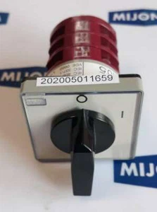 INTERRUPTOR DE CONTROL SANTON TYP N10 P A05 AC 11 8A 220V 5KW 3X380V AC3 1,7KW 220V - Imagen 1 de 8