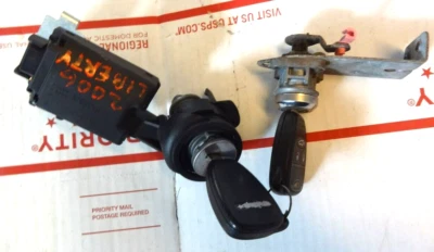 2005-2007 Jeep Liberty Immobilizer Module Transponder W/ Keys USED P56053020AF - Imagem 1 de 4