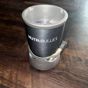 Nutribullet Magic Bullet Alta Velocidad 600W Mezclador Licuadora Motor Base Solo NB-101B - Imagen 1 de 5