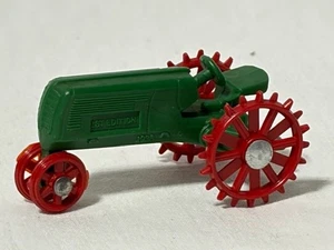 Oliver 1938 Row Crop First Edition Green Farm Tractor, Steel Wheels, 1/64 - Picture 1 of 3