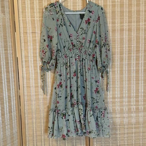 Taylor Damen 6 V-Ausschnitt Blumen grün Midikleid Fit Flare Cottagecore Western - Bild 1 von 9