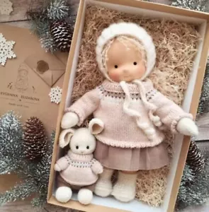 Bambola Waldorf Peluche Fatta a Mano Cotone Gioco Bambola Bambine Regalo Compleanno - Foto 1 di 1