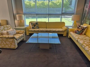 BESPOKE CUSTOM MADE COFFEE DISPLAY TABLE GLASS TOP TIMBER BASE 120 X 120 X 43 - Picture 1 of 4