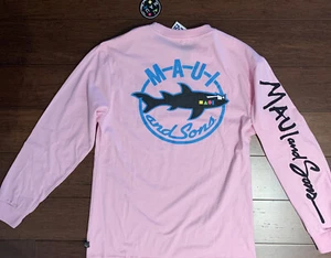 Maui and Sons Mens Shark Graphic T-Shirt Long Sleeve Logo Pink Size M NEW - Picture 1 of 5