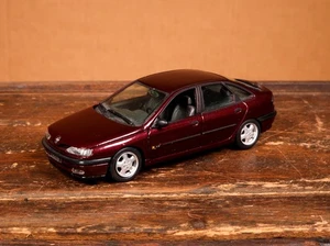 Vitesse Renault Laguna Fase 1 rojo met. Promo 1:43 coche modelo diecast - Imagen 1 de 7