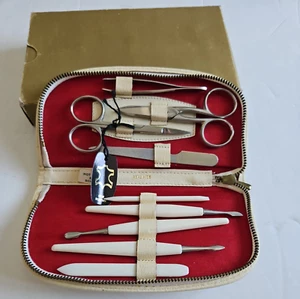 Set 9 pezzi kit unghie manicure vintage custodia in pelle panna - Foto 1 di 9
