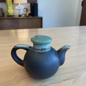 Made in Japan - KOTOBUKI With Lid Small Ceramic Teapot - Teal And Dark Gray - Picture 1 of 7