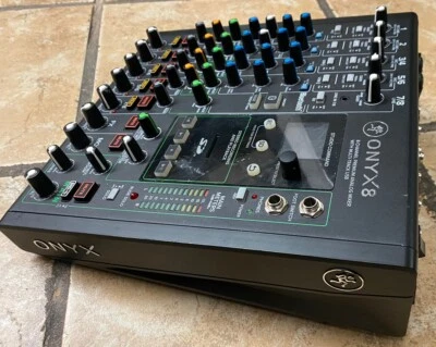 Mackie ONYX8 8-Channel Premium Analog USB Mixer - Image 1 of 4