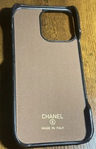 iPhone 15 Pro Max CHANEL MADE IN ITALY Handyhülle, Top Zustand - Bild 1 von 5