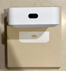 UBIQUITI UniFi Express 7 Cloud Gateway and WiFi Router Firewall AP (UX7-US) - Picture 1 of 6