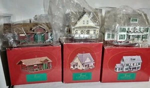 1994 Hallmark SARAH PLAIN TALL House Village Train Station Home 3 Christmas NEW - Picture 1 of 7