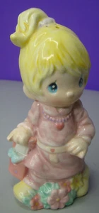 Precious Moments Girl Salt Pepper Shaker 5" tall pink yellow blue - Picture 1 of 13