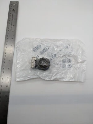 Amphenol 30981-USBFTV USB Field Connector NWB - Image 1 of 2