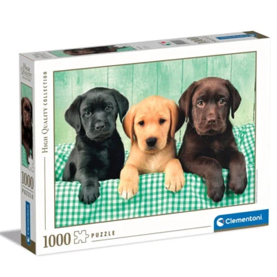 Puzzle Clementoni - 1000 pezzi - Tre cani Labrador piccoli cuccioli 69x50 cm - Immagine 1 di 4