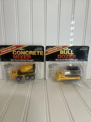 Lote de juguetes Tootsie, 1990 metal fundido a presión/plástico. Bull Dozer y hormigonera Foto 1 de 4