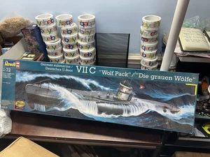 Revel 1/72 U-Boat Mk VIIC Wolfpack, NIOB, large kit, un-started, well packed - Picture 1 of 12