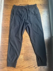 Lululemon Mens ABC Jogger Warpstreme Shorter Length Large Black - Picture 1 of 7