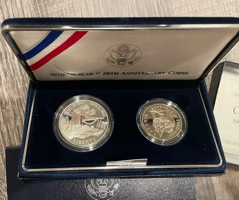 World War II 50th Anniversary Commemorative Coins- 2 Coin Proof Set- NEW Cover