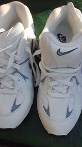 Sneakers size 7.5 Nike Leather/fabric Shoes Runway Auth Mint - Picture 1 of 6