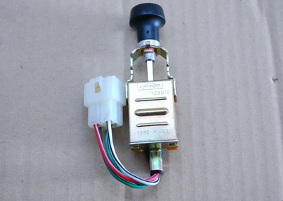 丰田 Land CRUISER FJ40 FJ45 BJ40 HJ45 头灯控制开关 4 线 全新 — 第 1/4 张图片