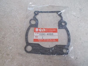 NOS OEM Suzuki Cylinder Gasket 1979-1981 RM100 RM125 11241-40201 - Photo 1 sur 3
