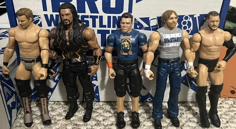 (5) 2012-2017 WWE Figures Roman Reigns, Chris Jericho, Miz, Dean Ambrose Cover