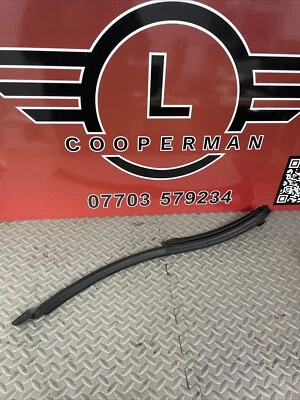 Guarnizione porta stivale posteriore originale usata MINI per R55 Clubman - 7167241 - Immagine 1 di 4