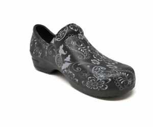 Clogs For Women Nurse Shoes Garden Shoes Black Paisley Full Size EVA Clogs NIB