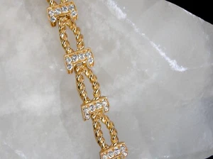 Pulsera CORONA TRIFARI Vintage Tono Dorado Cepillado Estrás Cuerda Eslabón Estilo - Imagen 1 de 9