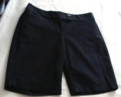 ANN TAYLOR Black "CURVY Fit" BERMUDA Length SHORTS Sz 2P (9.5 Inseam) - Image 1 of 4