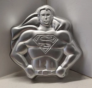 1977 Wilton Vintage Superman Super Hero Cake Pan 502 1212 - Picture 1 of 5