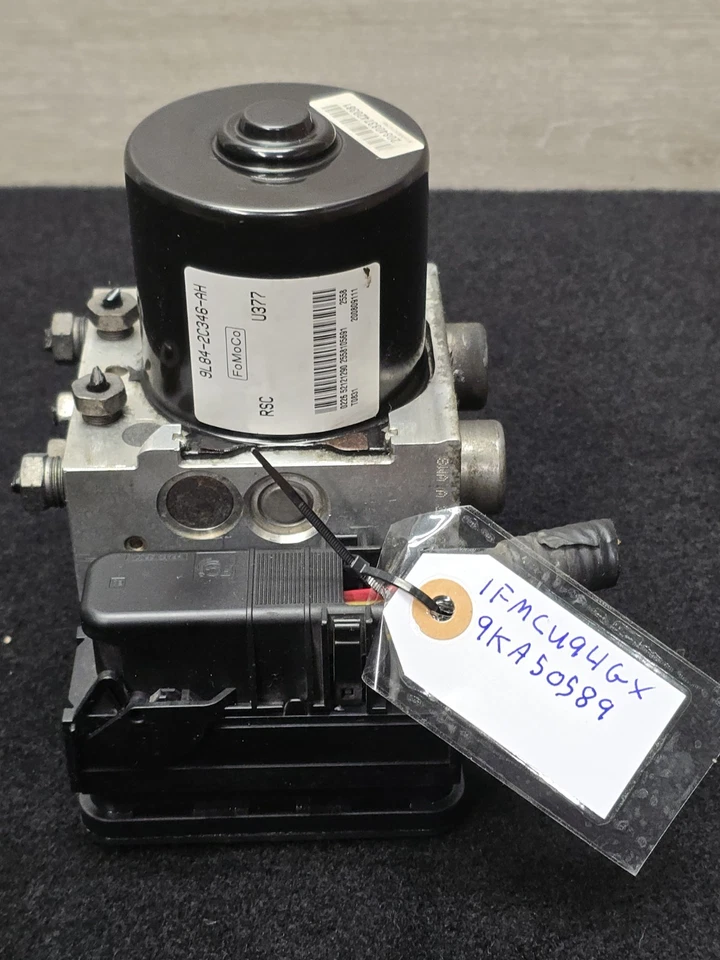VIN PROVIDED 09 Ford Escape Mariner Anti Lock Brake ABS Pump Unit 9L84-2C346-AH - Image 1 of 4