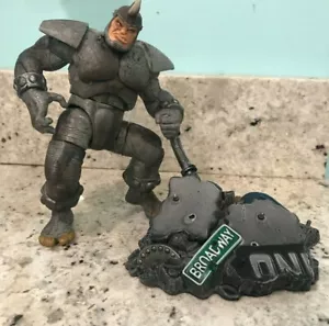Toy Biz Marvel Spider-Man Classics *RHINO mit Display Base* aus Erwachsenenbesitz 2001 - Bild 1 von 9