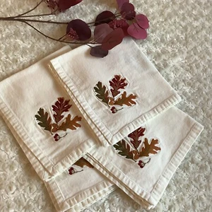 4 servilletas gruesas hojas de otoño bordadas verde óxido crema 18"x20" cottagecore #1 - Imagen 1 de 6