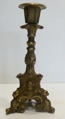 Beau et Ancien Petit BOUGEOIR en Bronze - Photo 1/4