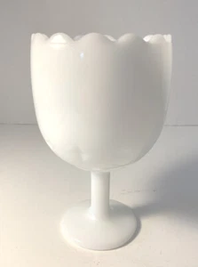 Milchglas Stielschale Bonboniere Nusskelch Kompottschale Vintage - Bild 1 von 8