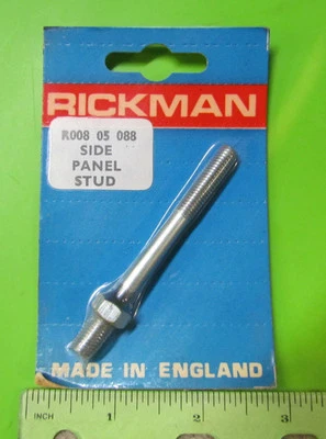 Parafuso prisioneiro de painel lateral Rickman 125 Zundapp MX & SD p/n R008 05 088 NOS 1971-1973  - Imagem 1 de 3